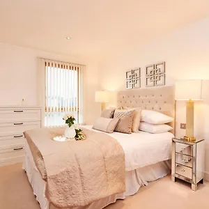 Deluxe City Centre Apt Balcony View& Free Parking! Leeds (West Yorkshire)
